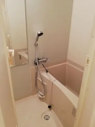 Tek Büyük Yataklı Oda, Sigara İçilmez