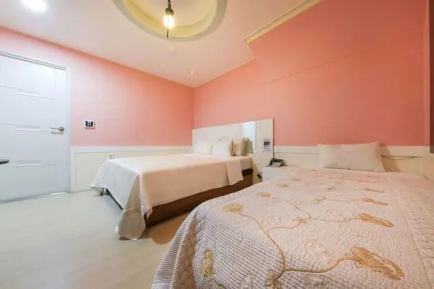 İki Ayrı Yataklı Oda (Random)