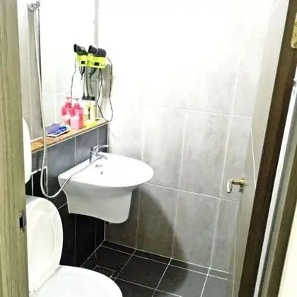 Ortak Ranzalı Oda, Sadece kadınlar için, Banyolu/Duşlu (6 persons)