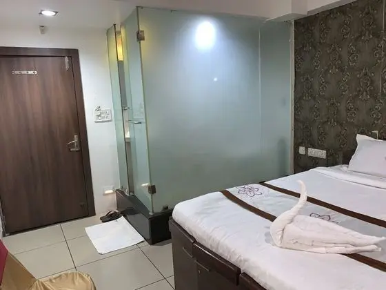 Deluxe Ac Room