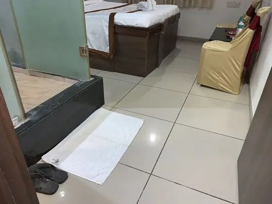 Deluxe Ac Room