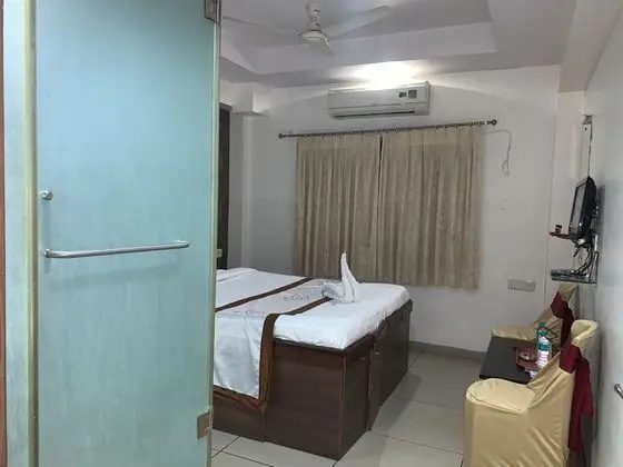 Deluxe Ac Room
