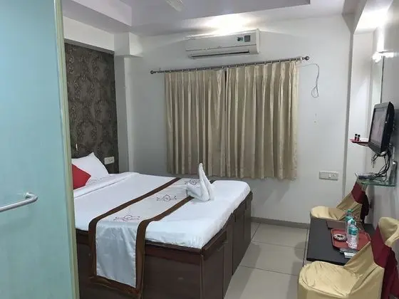 Deluxe Ac Room
