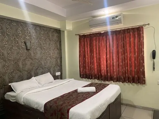 Deluxe Ac Room