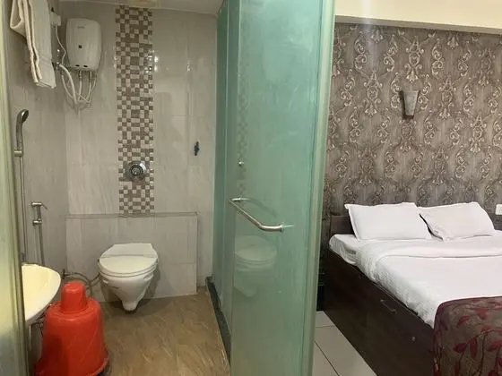 Deluxe Ac Room