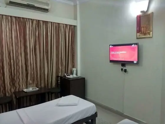 Deluxe Tek Büyük veya İki Ayrı Yataklı Oda, 1 Tek Kişilik XL Yatak, Engellilere Uygun