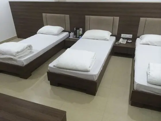 Deluxe Tek Büyük veya İki Ayrı Yataklı Oda, Engellilere Uygun, Şehir Manzaralı