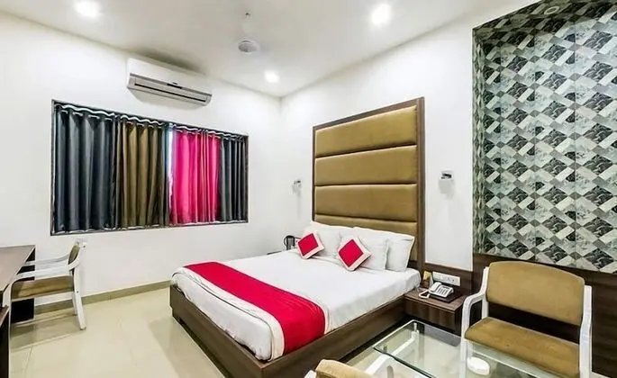 Deluxe Tek Büyük veya İki Ayrı Yataklı Oda, Engellilere Uygun, Şehir Manzaralı
