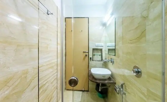Deluxe Tek Büyük veya İki Ayrı Yataklı Oda, Engellilere Uygun, Şehir Manzaralı