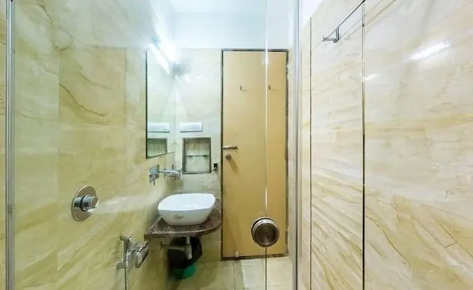 Deluxe Tek Büyük veya İki Ayrı Yataklı Oda, Engellilere Uygun, Şehir Manzaralı