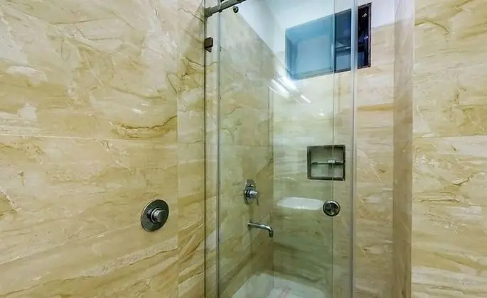 Deluxe Tek Büyük veya İki Ayrı Yataklı Oda, Engellilere Uygun, Şehir Manzaralı