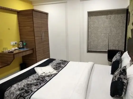 Deluxe Tek Büyük Yataklı Oda, 1 Çift Kişilik Yatak, Engellilere Uygun, Koy Manzaralı