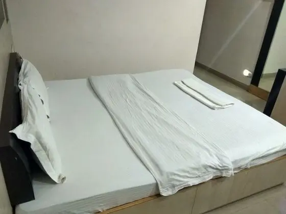 Deluxe Tek Büyük Yataklı Oda, 1 Çift Kişilik Yatak, Sigara İçilebilir, Şehir Manzaralı
