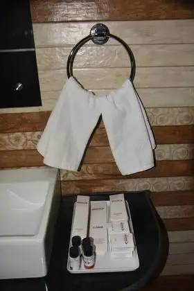 Deluxe Tek Büyük veya İki Ayrı Yataklı Oda, Koy Manzaralı