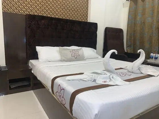 Deluxe Tek Büyük Yataklı Oda, Engellilere Uygun, Şehir Manzaralı