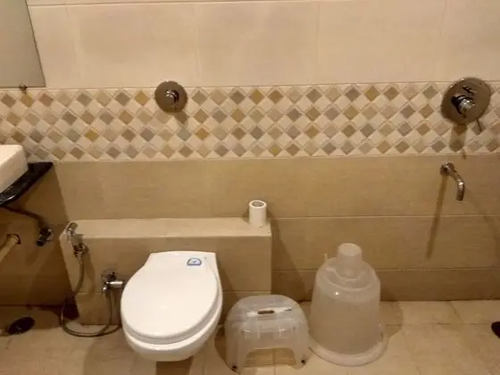 Economy Tek Büyük Yataklı Oda