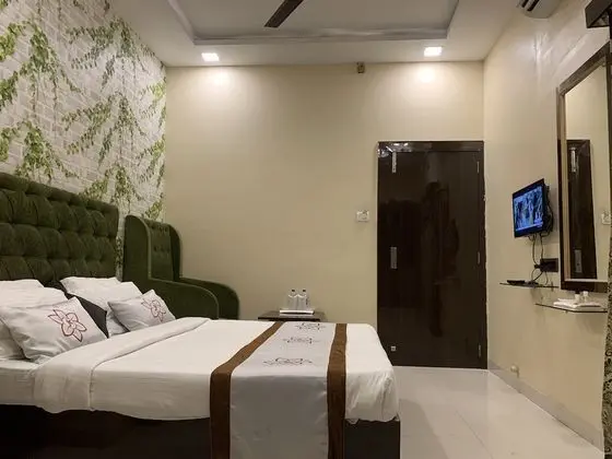 Superior Tek Büyük Yataklı Oda, 1 Yatak Odası, Engellilere Uygun, Şehir Manzaralı