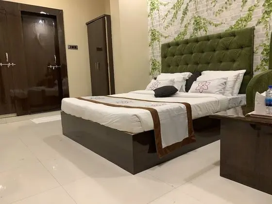 Superior Tek Büyük Yataklı Oda, 1 Yatak Odası, Engellilere Uygun, Şehir Manzaralı