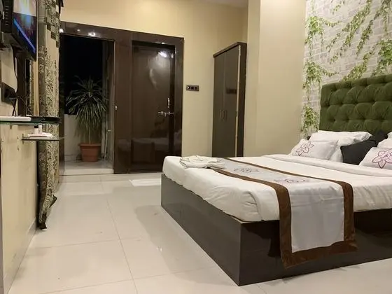 Superior Tek Büyük Yataklı Oda, 1 Yatak Odası, Engellilere Uygun, Şehir Manzaralı