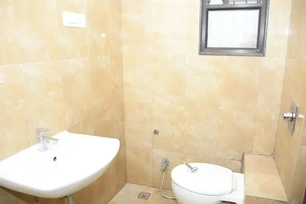 Deluxe Tek Büyük veya İki Ayrı Yataklı Oda, Engellilere Uygun, Şehir Manzaralı