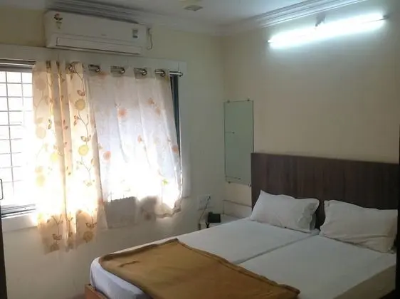 Deluxe Tek Büyük veya İki Ayrı Yataklı Oda, 1 Tek Kişilik XL Yatak, Şehir Manzaralı