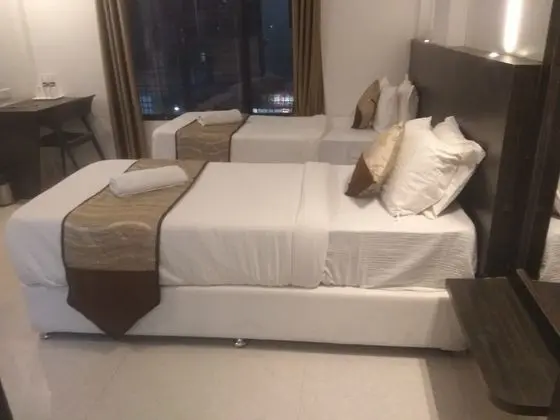 Standard Tek Büyük veya İki Ayrı Yataklı Oda, 1 Yatak Odası, Engellilere Uygun, Şehir Manzaralı