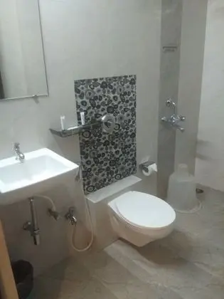 Standard Tek Büyük veya İki Ayrı Yataklı Oda, 1 Yatak Odası, Engellilere Uygun, Şehir Manzaralı
