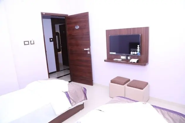 Deluxe Tek Büyük veya İki Ayrı Yataklı Oda, Koy Manzaralı
