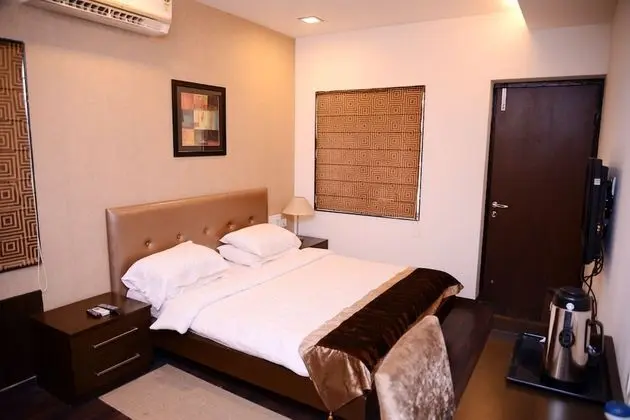Deluxe Tek Büyük veya İki Ayrı Yataklı Oda, Şehir Manzaralı