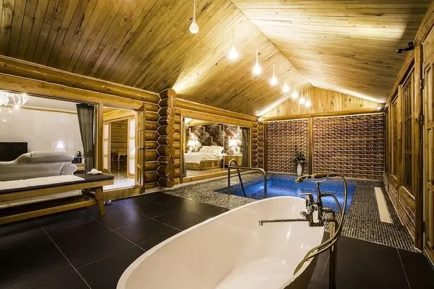 Pool Villa (33 PY, A/B)