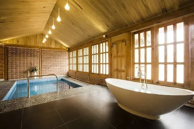 Pool Villa (33 PY, A/B)