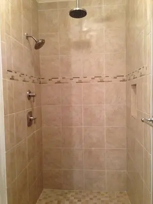 Exclusive Tek Büyük Yataklı Oda, Ortak Banyo