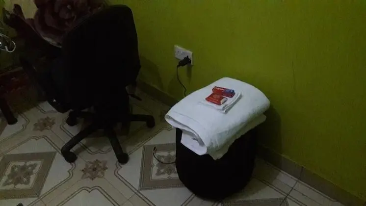 Standard Tek Büyük Yataklı Oda