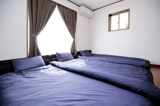 Ev, Sigara İçilmez (Private Vacation)