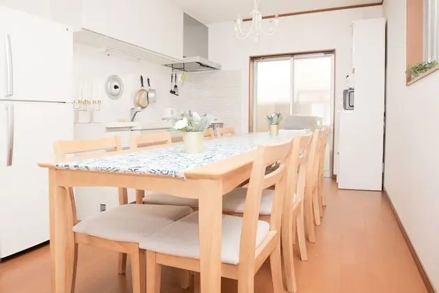 Ev, Sigara İçilmez (Private Vacation)