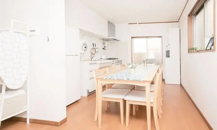 Ev, Sigara İçilmez (Private Vacation)