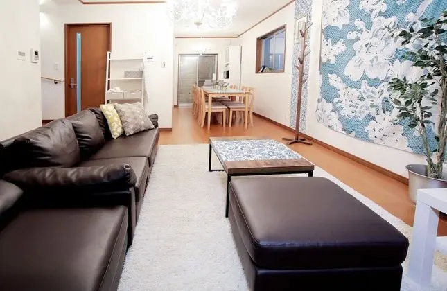 Ev, Sigara İçilmez (Private Vacation)