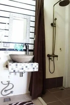 2 Bedroom Loft Studio Unit 6K