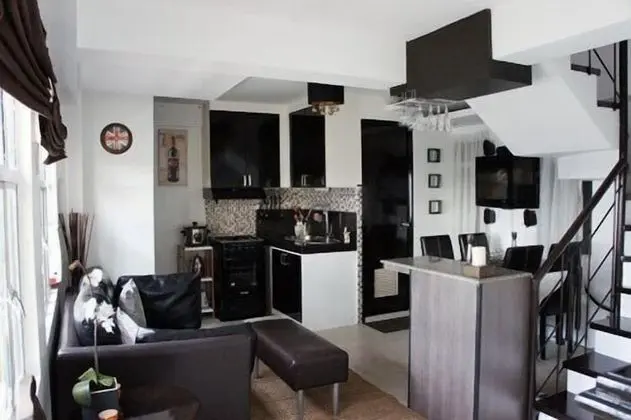 2 Bedroom Loft Studio Unit  6L