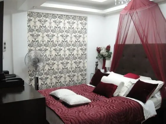 3 Bedroom Studio Unit 6M