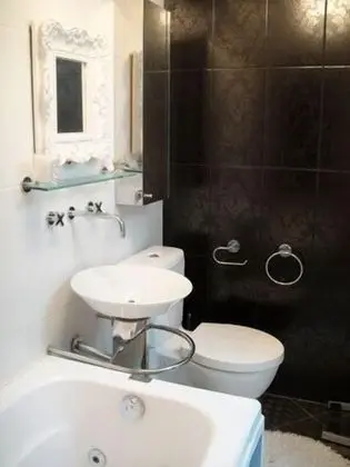 3 Bedroom Studio Unit 6M