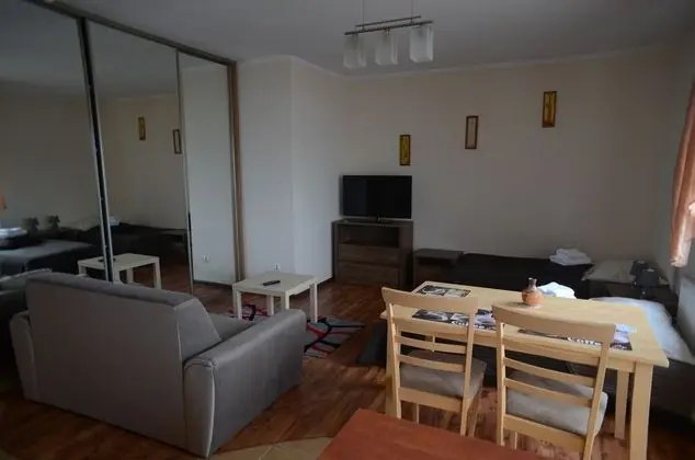 Classic Apart Daire, 1 Yatak Odası (Legionow Dabrowskiego 15 Street)