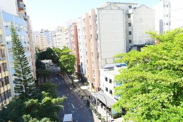 Tek Büyük Yataklı Oda, 1 Büyük (Queen) Boy Yatak, Ortak Banyo, Şehir Manzaralı