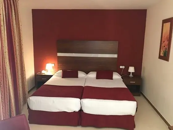 Dört Kişilik Oda (2 adults and 2 children)