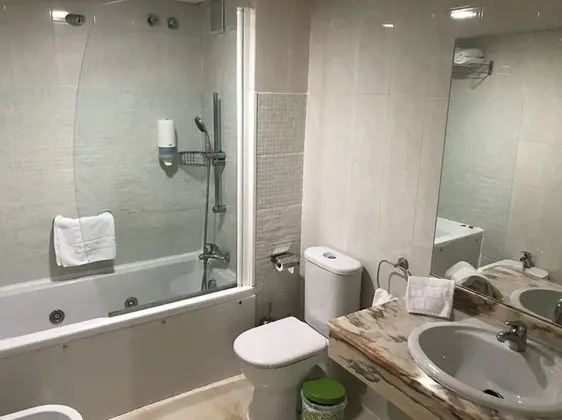 Dört Kişilik Oda (2 adults and 2 children)