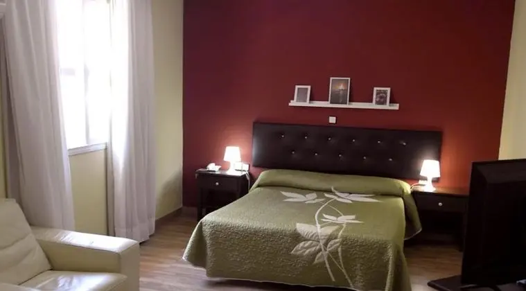 Tek Büyük Yataklı Oda (Matrimonial-2 adults)