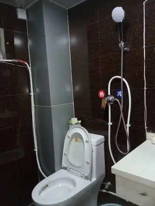 Basic Tek Büyük Yataklı Oda, Ortak Banyo