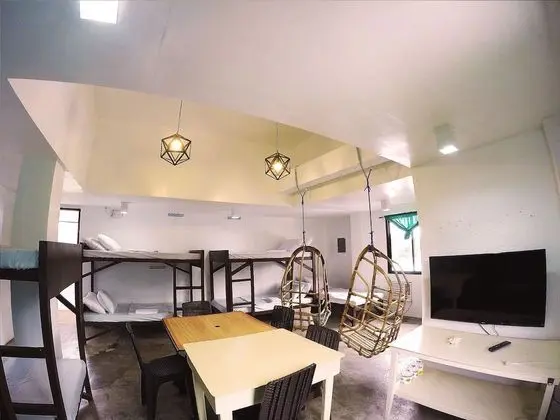 Ortak Ranzalı Oda, Karma Ranzalı Oda (9 Bed)