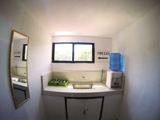 Ortak Ranzalı Oda, Karma Ranzalı Oda (9 Bed)