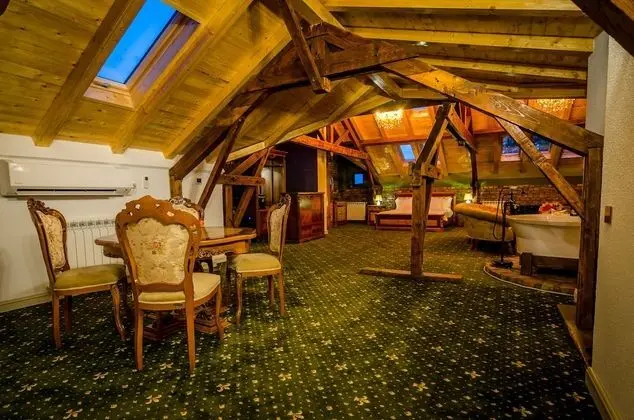 Luxury Tek Büyük Yataklı Oda, 1 En Büyük (King) Boy Yatak, Sauna, Executive Katı